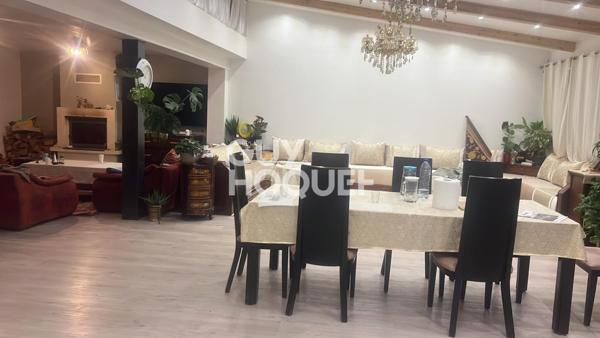 MAISON À VENDRE DE 10 PIÈCES DE 230,00 M²