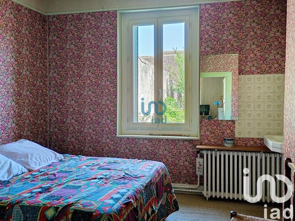 Maison traditionnelle 5 pièces de 133 m² à Bonny-sur-Loire (45420)