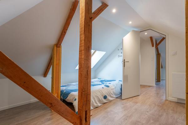 À vendre - Maison individuelle, 7 pièces située à Tours (37100)