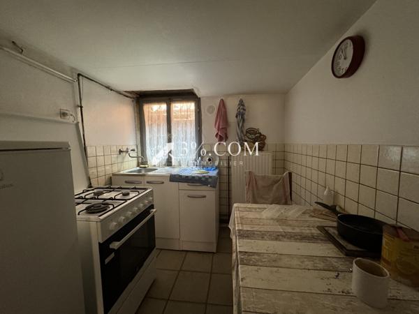 3%COM Maison alsacienne à rénover au centre de HOCHFELDEN Hochfelden (67270)