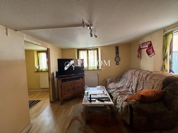 3%COM Maison alsacienne à rénover au centre de HOCHFELDEN Hochfelden (67270)