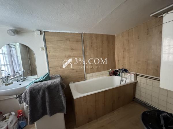 3%COM Maison alsacienne à rénover au centre de HOCHFELDEN Hochfelden (67270)