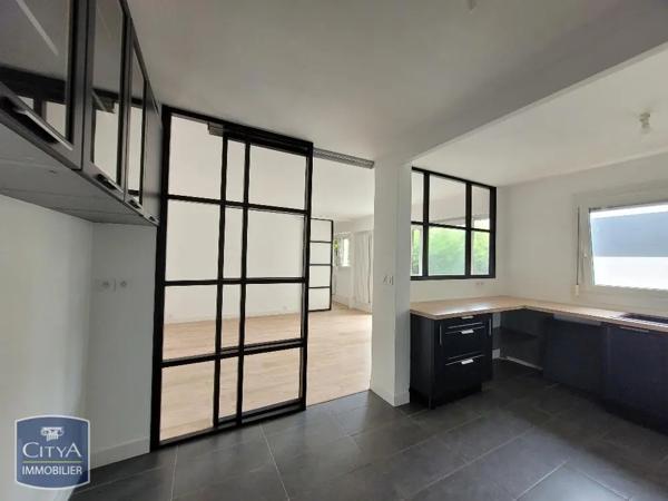 Appartement à louer 2 pièces 67.95m² Le Havre (76600)