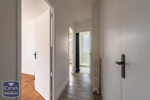 Appartement à vendre 3 pièces 68.27m² Laval (53000)