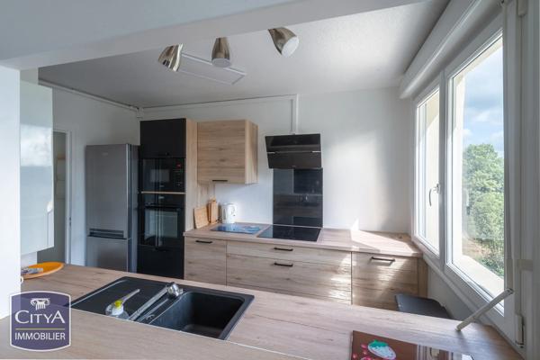 Appartement à vendre 3 pièces 68.27m² Laval (53000)