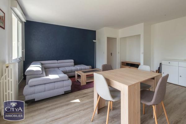 Appartement à vendre 3 pièces 68.27m² Laval (53000)