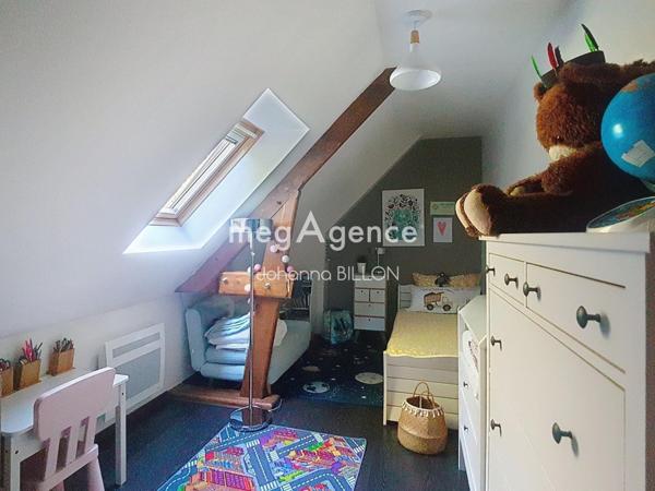 Maison à JOUE-LES-TOURS, 37300 - 6 pièces 158m²