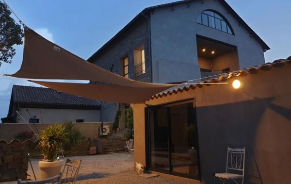 Vente Propriété Hors norme rénové(e) Nimes   