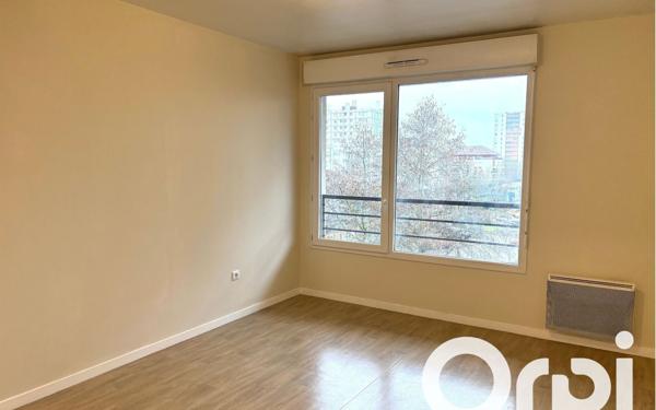 Appartement à louer    2 pièces • 40,38 m2 Trappes