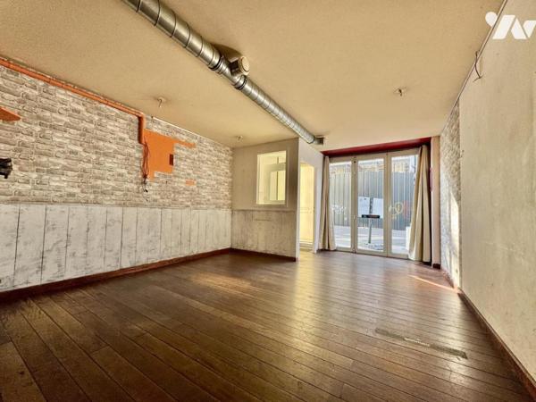  À VENDRE – LOCAL COMMERCIAL – Quartier Saint-Clément – Nantes