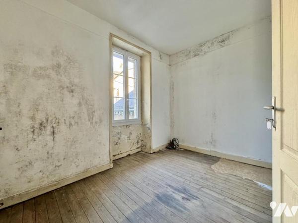  À VENDRE – LOCAL COMMERCIAL – Quartier Saint-Clément – Nantes
