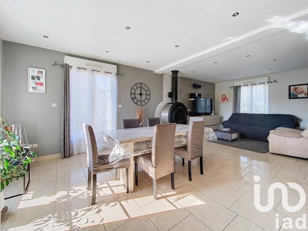 Maison de village 7 pièces de 160 m² à Braine (02220)