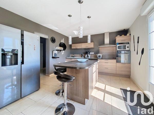 Maison de village 7 pièces de 160 m² à Braine (02220)