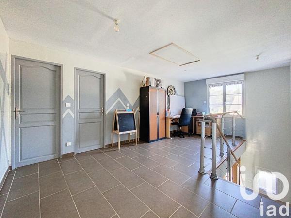 Maison de village 7 pièces de 160 m² à Braine (02220)