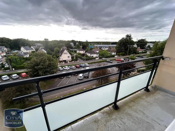 Appartement à louer 4 pièces 72.67m² Mont-Saint-Aignan (76130)