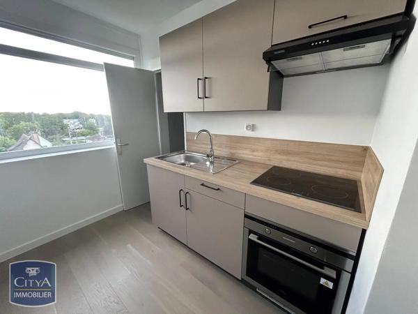 Appartement à louer 4 pièces 72.67m² Mont-Saint-Aignan (76130)