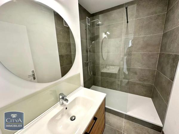 Appartement à louer 4 pièces 72.67m² Mont-Saint-Aignan (76130)