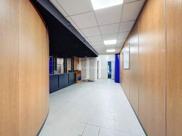 Location Local commercial 1 pièces 245 m2 à Bourgoin-Jallieu