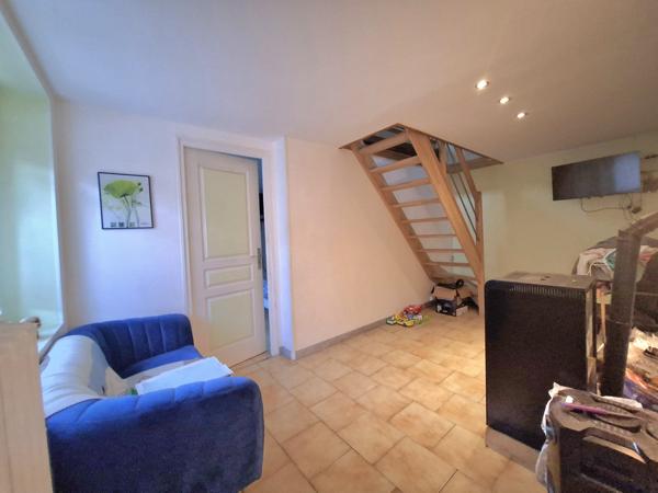 À vendre - Maison individuelle, 3 pièces située à René (72260)