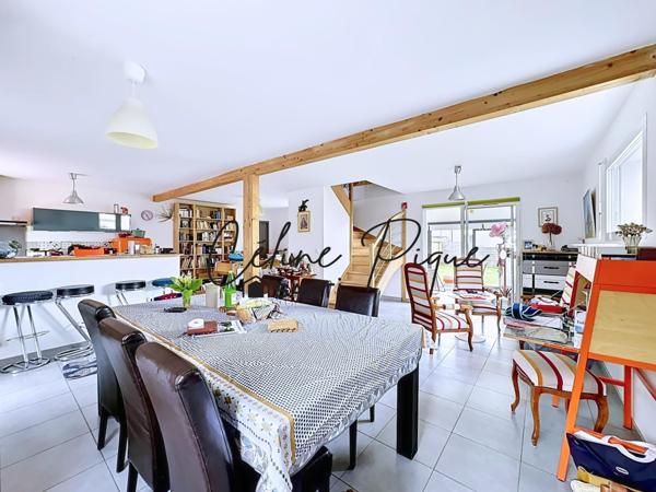 Maison 6 pièces 4 chambres avec véranda, garage et jardin