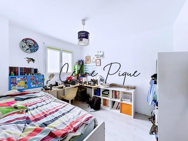 Maison 6 pièces 4 chambres avec véranda, garage et jardin