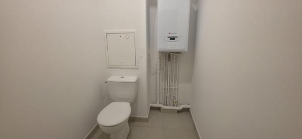 Appartement  avec balcon, garage + parking , Quartier des Sablons