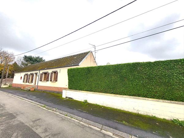 Très proche CAUDRY Longère individuelle louée , Caudry