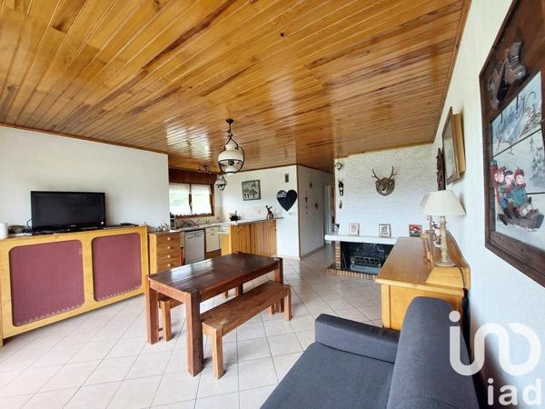 Appartement 3 pièces de 59 m² à Gréolières (06620)