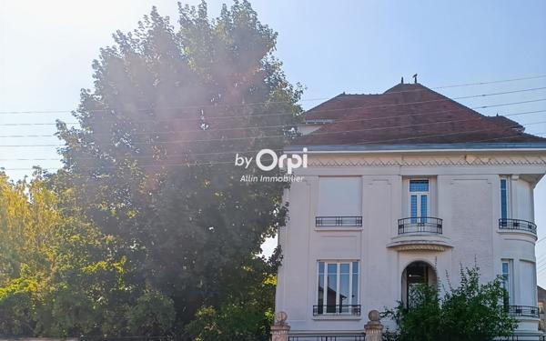 Maison à vendre    7 pièces •  Montluçon