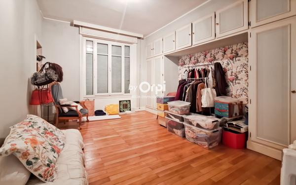 Maison à vendre    7 pièces •  Montluçon