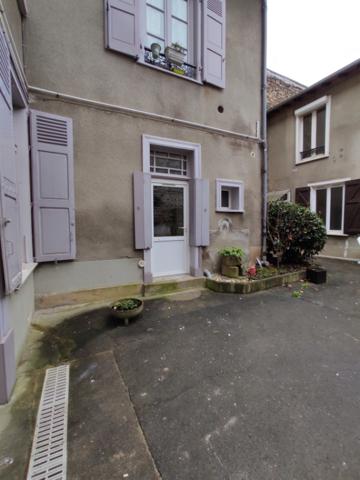 T2 DE 54 m² EN CENTRE VILLE , Limoges