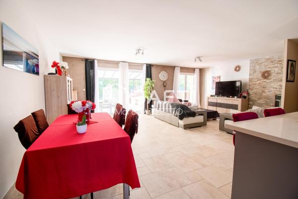 Maison T4 de 116,17m2 de plain pied avec piscine et garage