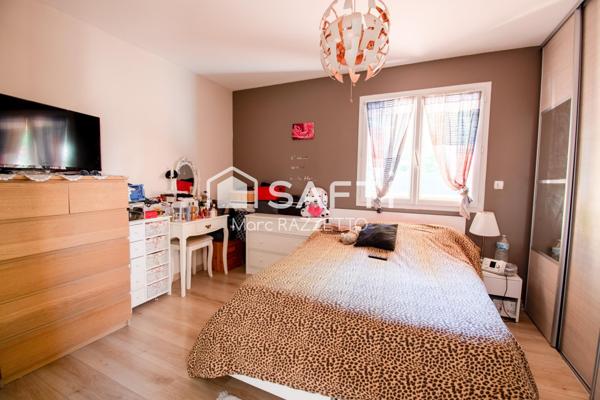 Maison T4 de 116,17m2 de plain pied avec piscine et garage