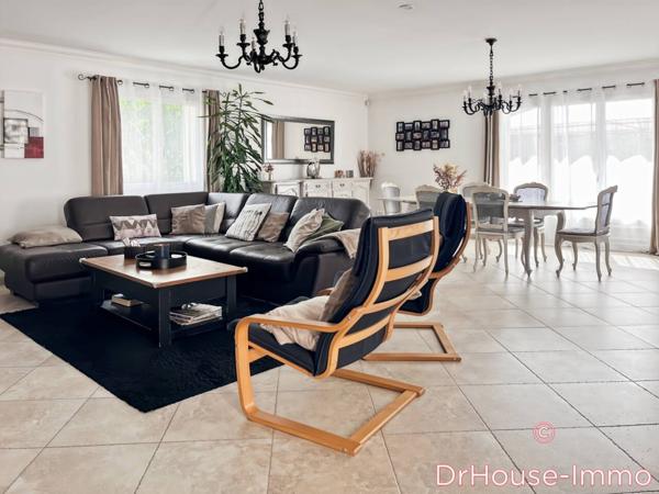 Maison à vendre 7 pièces de 230 m²