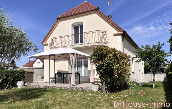 Maison à vendre 7 pièces de 230 m²