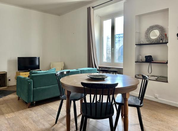 Mallemort (13370) Charmante maison de village 3 chambres offrant une vue panoramique !