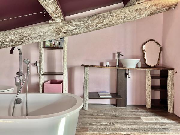 Mallemort (13370) Charmante maison de village 3 chambres offrant une vue panoramique !