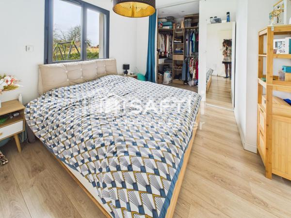 Trés belle maison de plain-pied au calme.