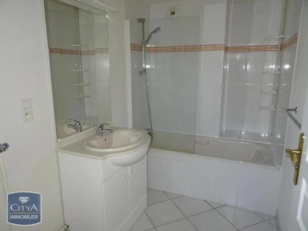 Location appartement 3 pièces de 66.99m²