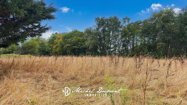 Terrain à bâtir – 2 013 m² – Fleurac (24580)