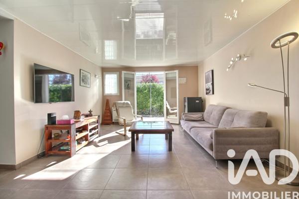 Maison à vendre 6 pièces 137 m² Cadolive