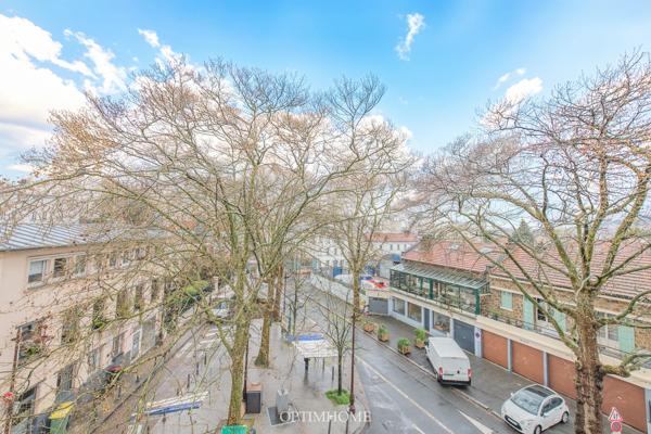 EXCLUSIVITÉ  - Appartement 2 pièces 37m² lumineux et sans vis à vis  – rue Noisy-le-Sec - Les Lilas