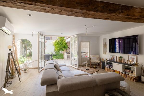 Maison à vendre 317 700 € Saintes 5 p 134 m² DPE A