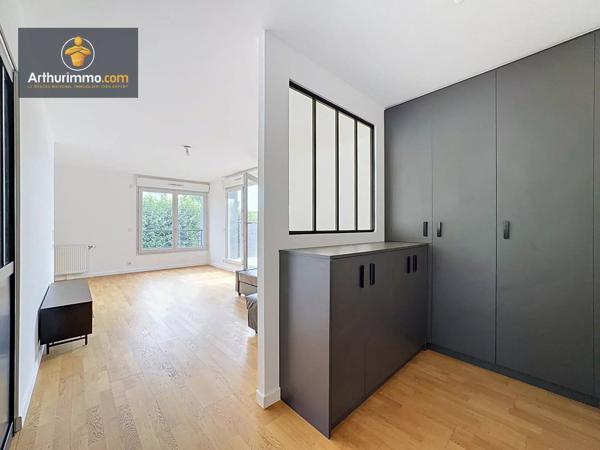 Vente                                                      Appartement
                        
                     3 pièces                      67 m2                     à Eaubonne