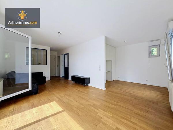 Vente                                                      Appartement
                        
                     3 pièces                      67 m2                     à Eaubonne