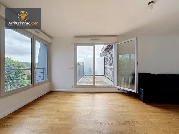 Vente                                                      Appartement
                        
                     3 pièces                      67 m2                     à Eaubonne