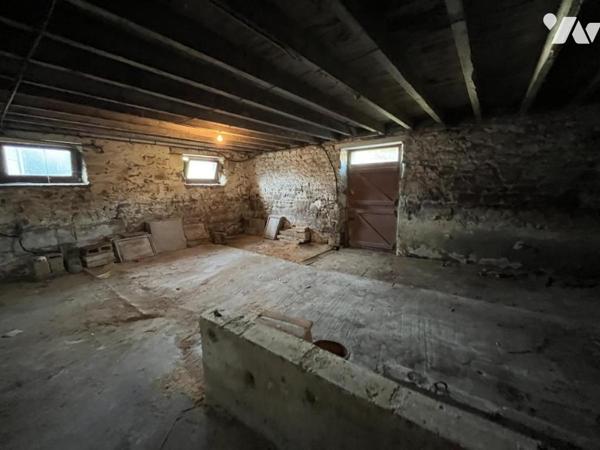 Hôpital de QUESSOY - Maison en pierres, dépendance et terrain