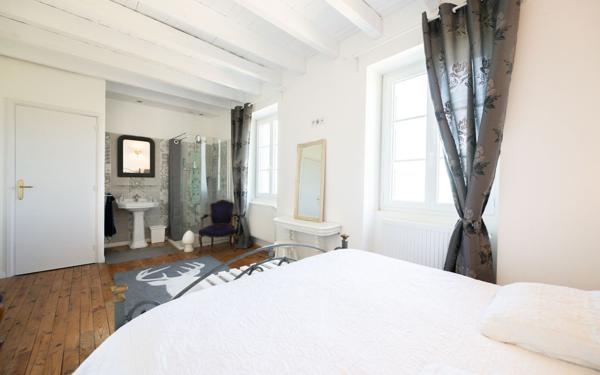 Maison à vendre    5 pièces •  La Valla-en-Gier