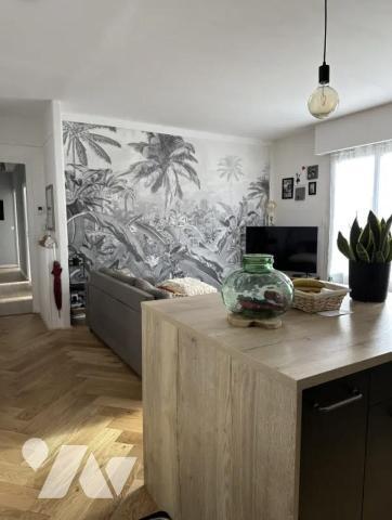 LISIEUX Proche centre Bel appartement avec jardinet