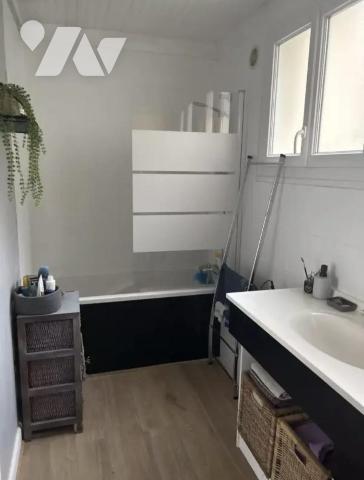 LISIEUX Proche centre Bel appartement avec jardinet